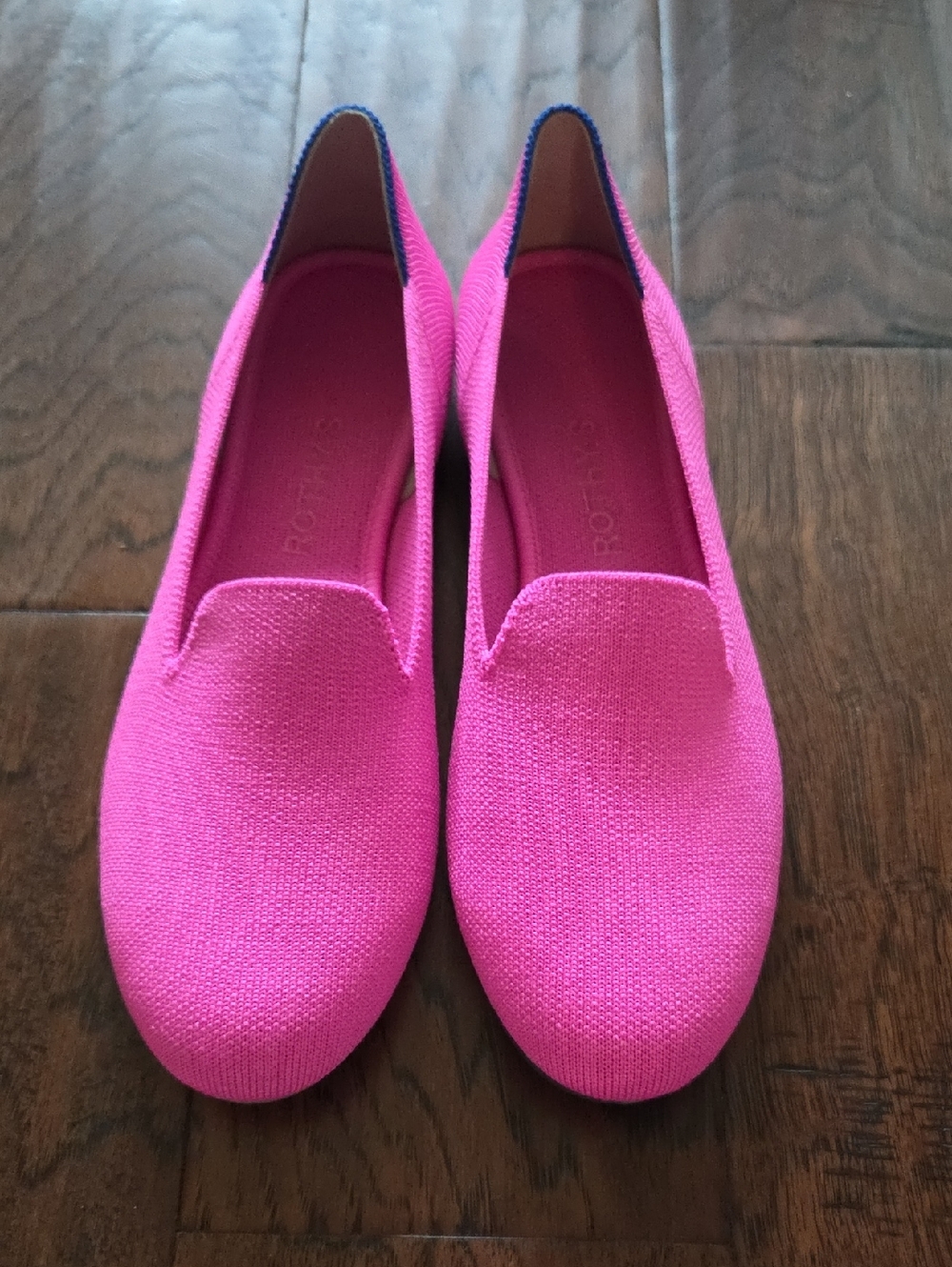 Rothy's Dragon Fruit Size 8